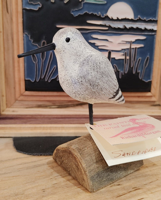 carved-standing-sandpiper