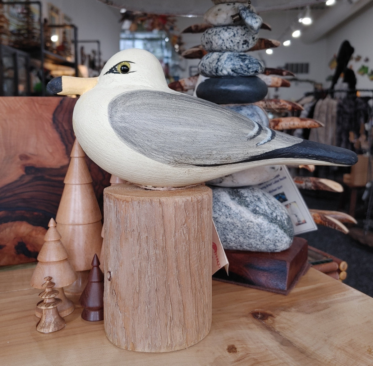 carved-seagull-decor-decoy-art
